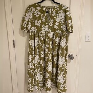 Green floral midi dress